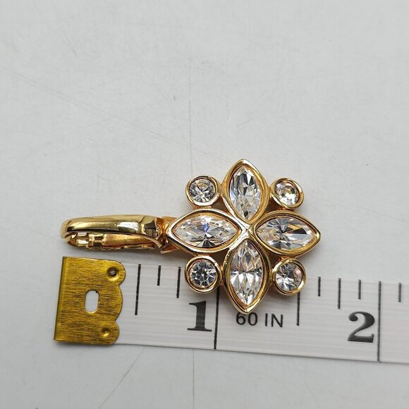 SAL Gold Tone Floral Pendant With Swarovski Full Lead Crystal By Savvy - Picture 5 of 5